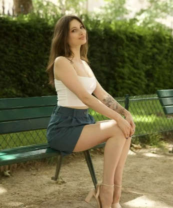 Жана, 25